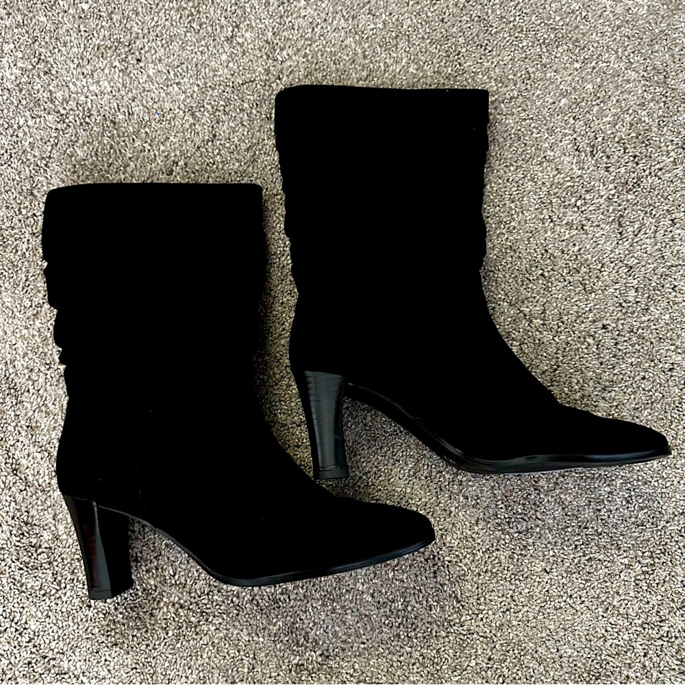 Black High Heeled Boots